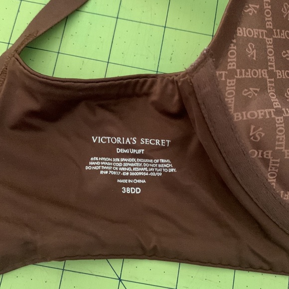 Victorias Secret Bra NWOT - Picture 3 of 6